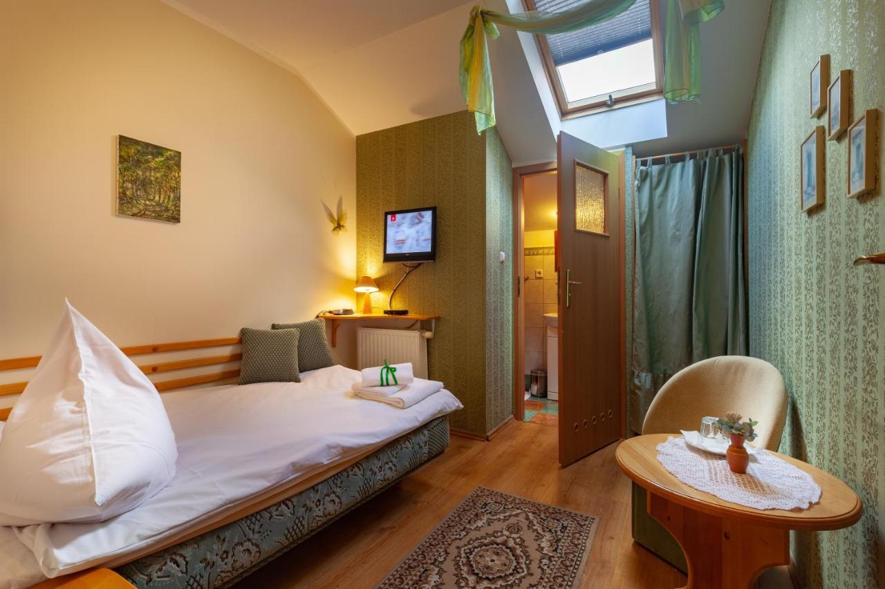 Hotel Poziomka Kujan Esterno foto