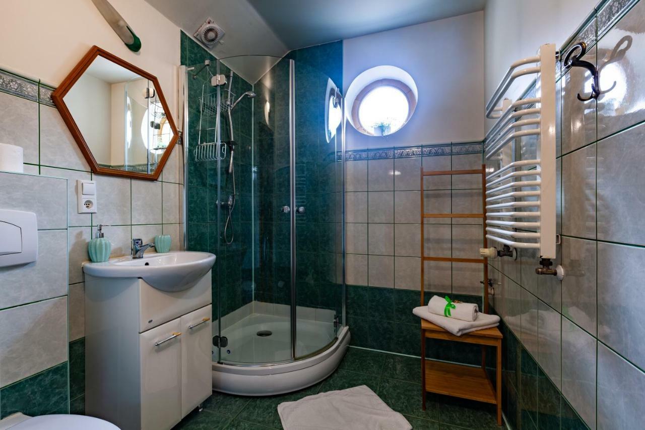 Hotel Poziomka Kujan Esterno foto